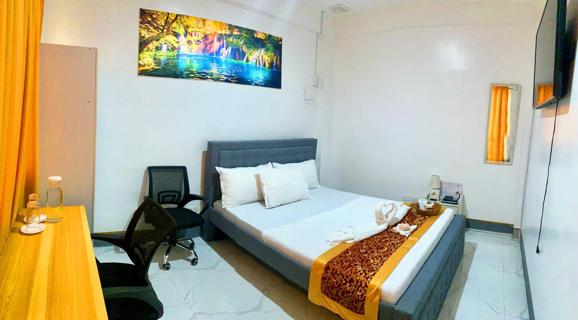 Legends Hotel & Restaurant - Lemery And Taal Esterno foto